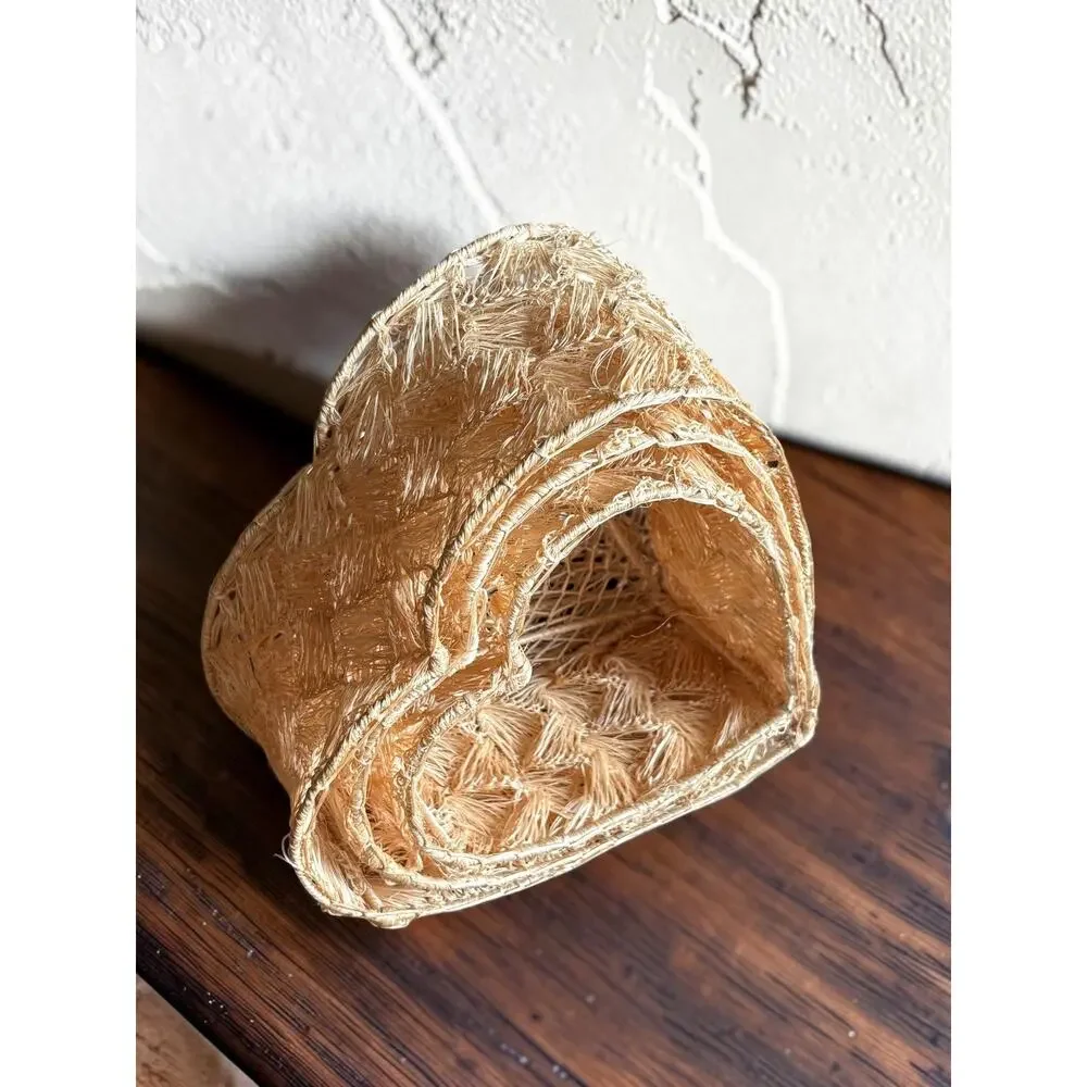 Set Of 3 Vintage Nesting Heart Wicker Baskets Rustic Vintage Gold Decor/Display
